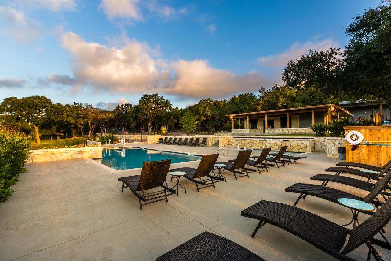 7A Ranch Hotell Wimberley Exteriör bild