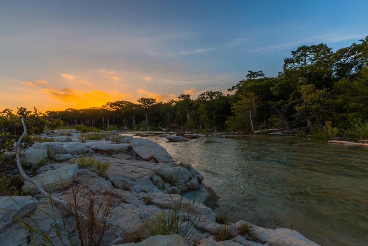 7A Ranch Hotell Wimberley Exteriör bild