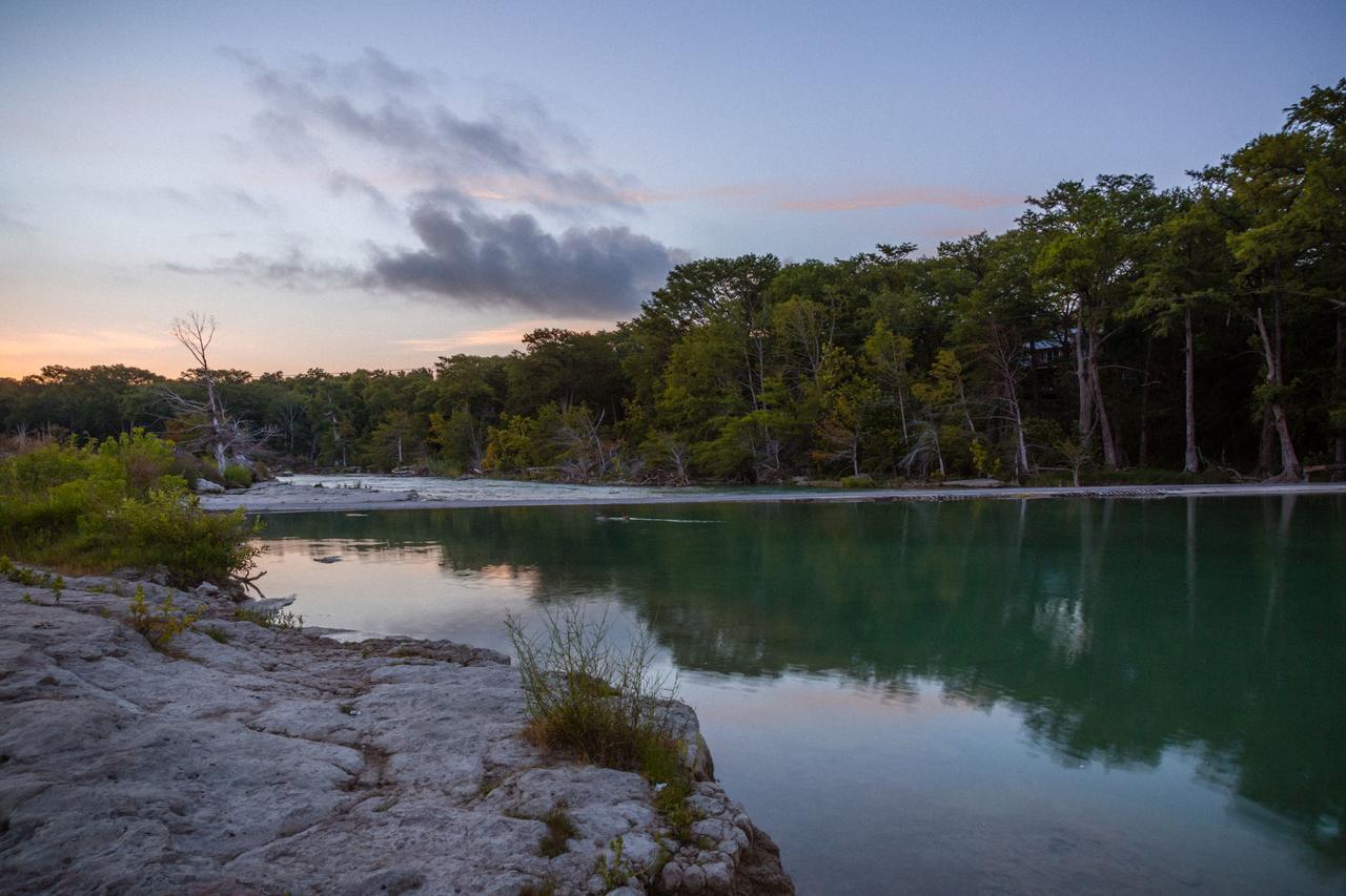 7A Ranch Hotell Wimberley Exteriör bild