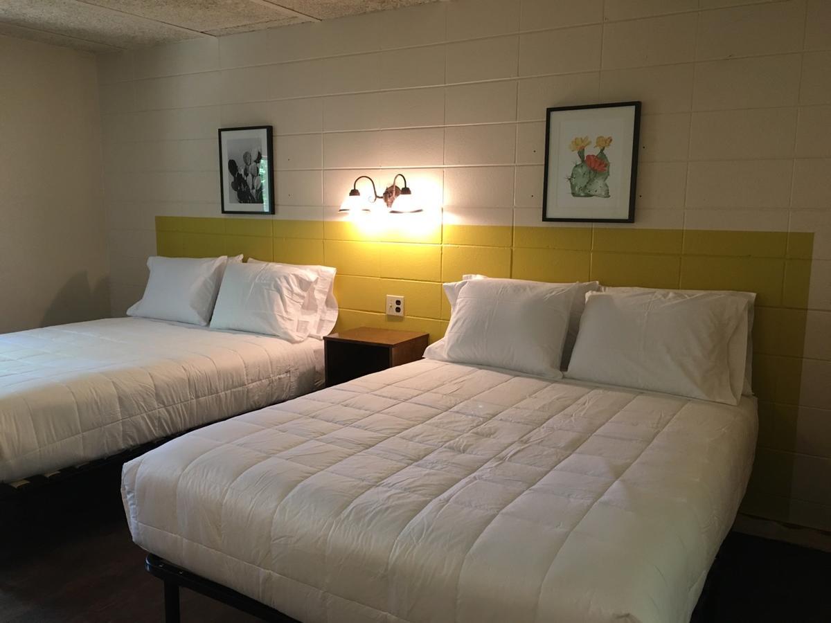 7A Ranch Hotell Wimberley Exteriör bild